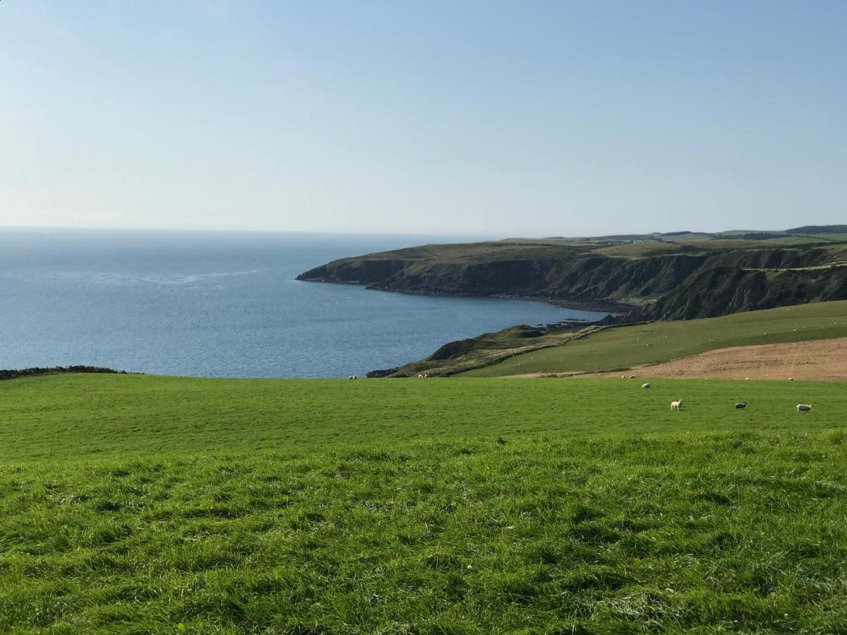 Bunnahabhain 5 - Farm Stay - Stunning Sea And Rural Views Странрар Экстерьер фото
